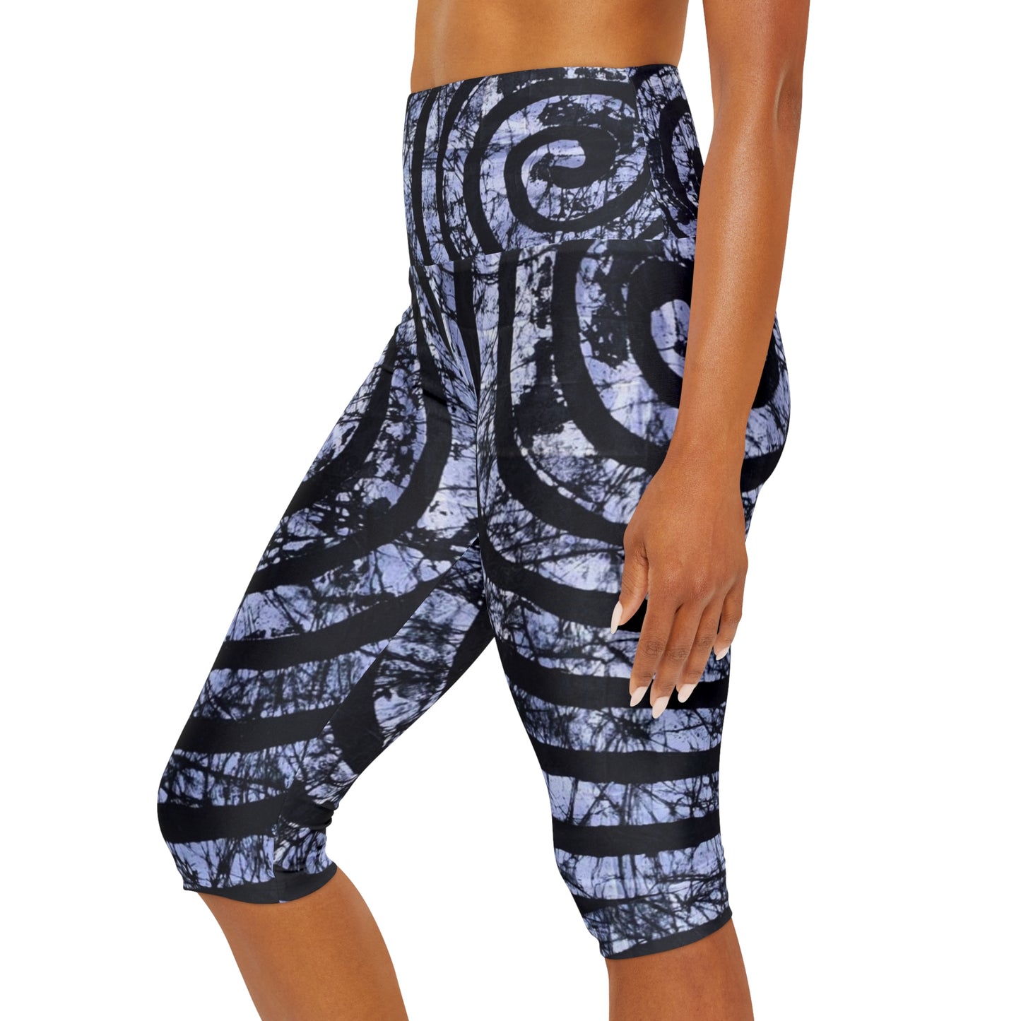 Batik Black Circle Yoga Capri Leggings