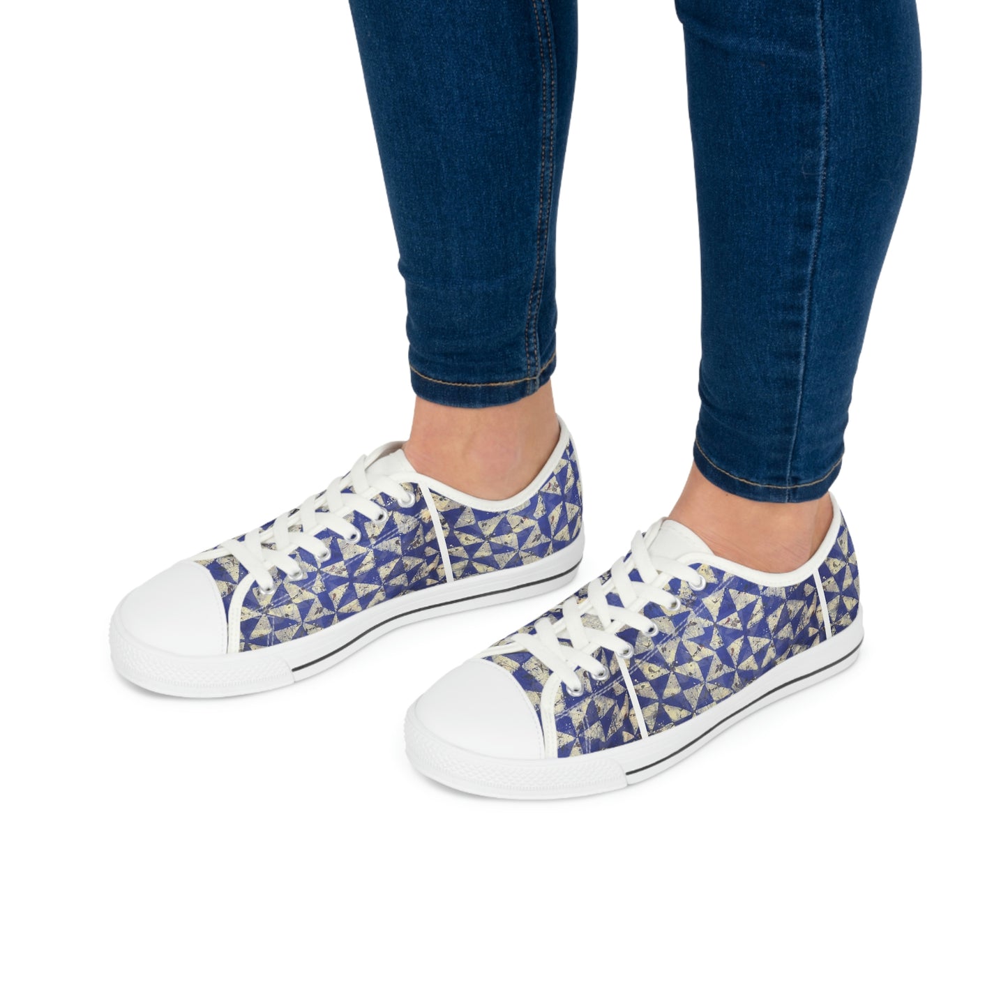 Women's Low Top Sneakers Batik Triangular