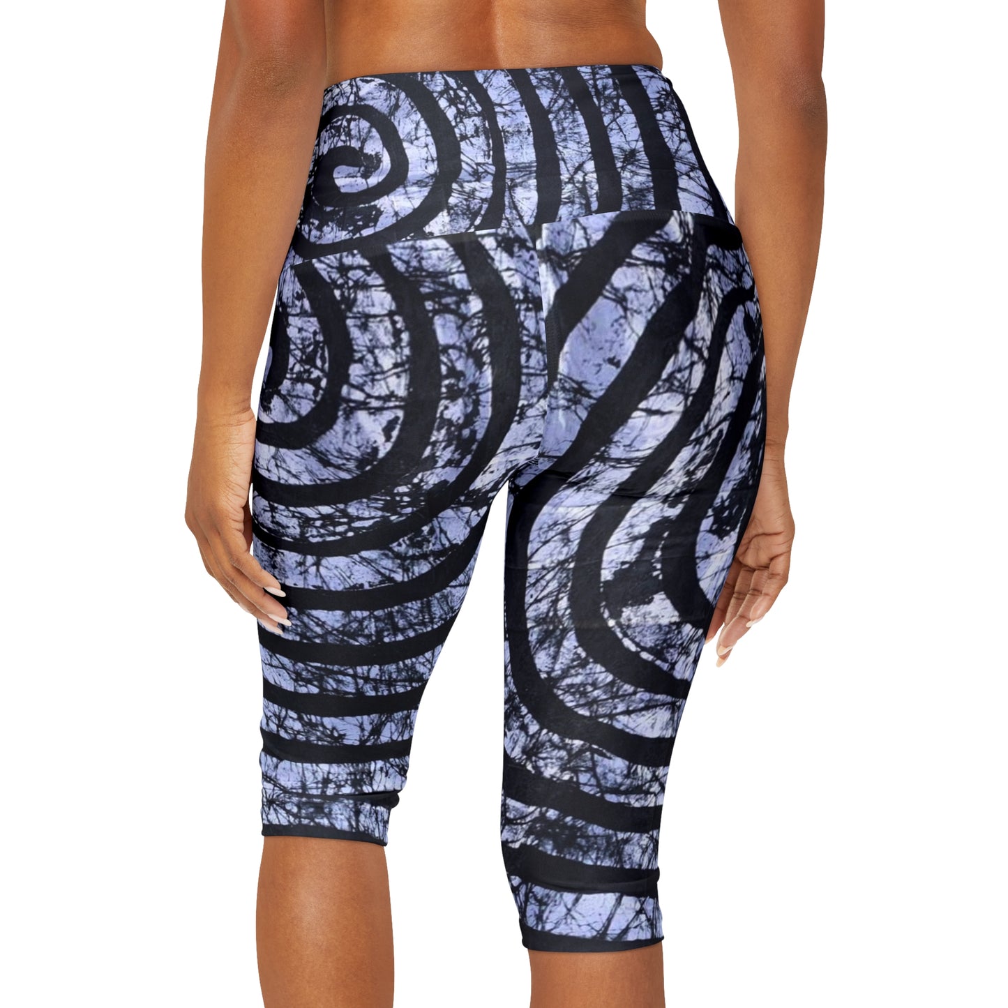 Batik Black Circle Yoga Capri Leggings